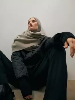 Капор вязаный