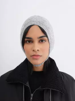 Капор вязаный