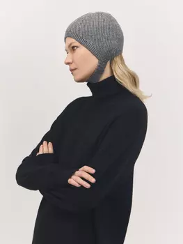 Капор вязаный