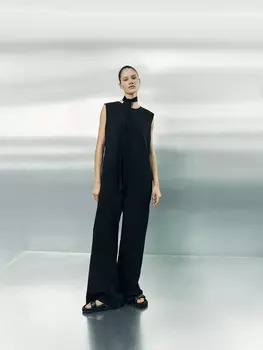 Комбинезон Морган без рукавов из фактурной ткани