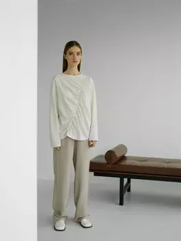 Лонгслив Эмма оверсайз со сборкой спереди