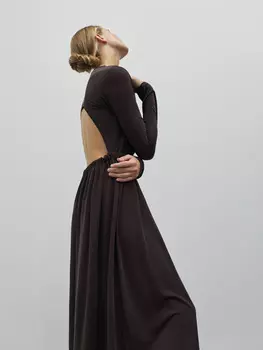 Платье Белатрис с вырезом на спине