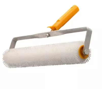 Игольчатый пластмассовый валик 75х250 мм