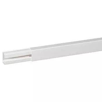 Legrand DLPlus 40х20 мм 2.1 м, Кабель-канал (белый)