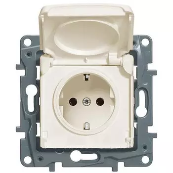 Механизм розетки Legrand Etika 672332 одноместный с заземлением и защитными шторками с крышкой Слоновая кость