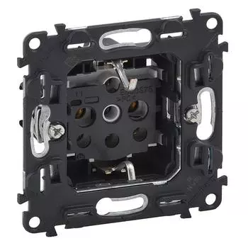 Механизм розетки Legrand Valena In'matic 753025 одноместный с заземлением черный