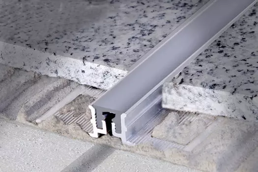 Профиль для деформационных стыков Серая резинка ПК-116