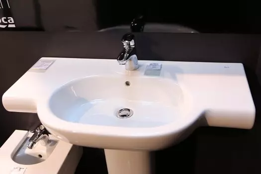 Раковина подвесная Roca Meridian 700х460х150