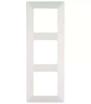 Рамка трехместная LeGrand Valena LIFE универсальная белая