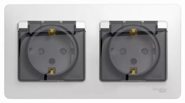 Розетка с рамкой Schneider Electric Glossa GSL000147 двойная скрытая установка белая с заземлением IP44 со шторками