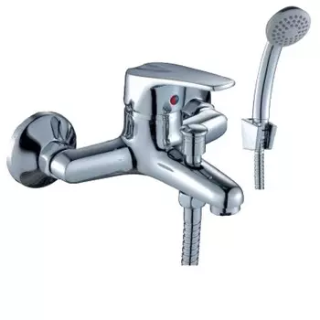 Смеситель для ванны Rossinka D40-31