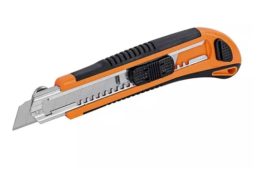 Строительный нож Gigant GWK 621 18 мм