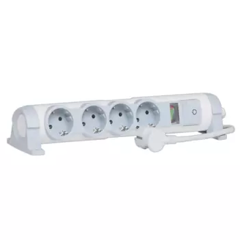 Удлинитель бытовой LeGrand Комфорт и безопасность 694643 4 розетки с заземлением 3500 Вт IP20 3 м