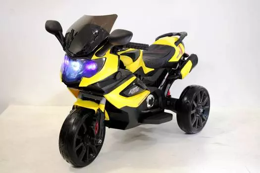 Трицикл RiverToys K222KK желтый