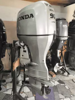 4х-тактный лодочный мотор HONDA BF 90 LRTU