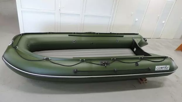 Лодка ПВХ COMPAS 420 V