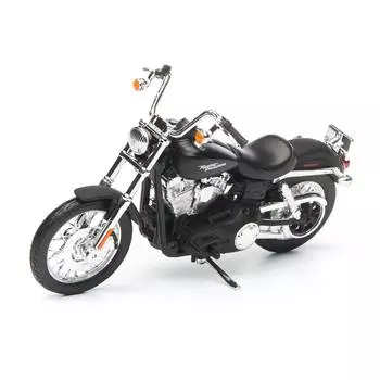 Maisto мотоцикл 1:18 Harley Davidson 2006 FXDBI Street Bob, черный