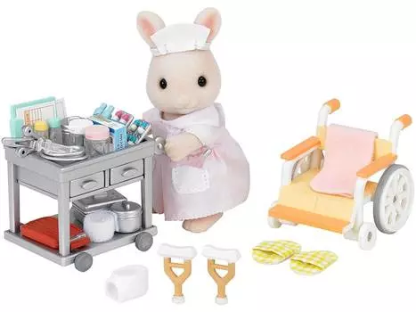 Набор "Медсестра с аксессуарами", Sylvanian Families