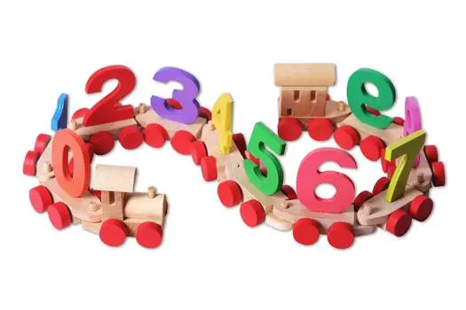 Paremo Деревянный паровозик с цифрами, в деревянном ящике