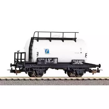 PIKO 2-осный вагон-цистерна Spolchemie CSD IV