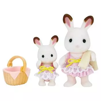 Sylvanian Families набор "Кролики в купальных костюмах"