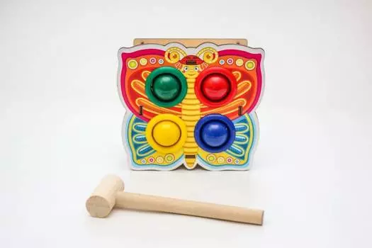 WoodlandToys Стучалка цветная "Бабочка" 115301