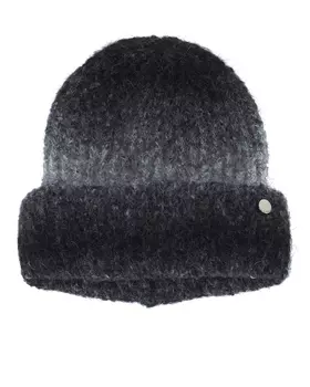 объемная шапка tudes