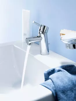 Смеситель для раковины GROHE Concetto с донным клапаном и ограничением расхода воды, хром (3220410E)