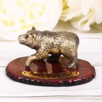 Фигурка на подставке