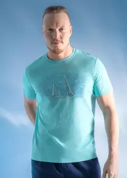 Футболка