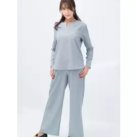 Комплект широкие брюки с блузой в пижамном стиле