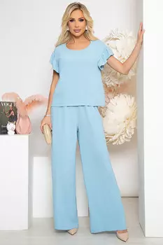 Костюм