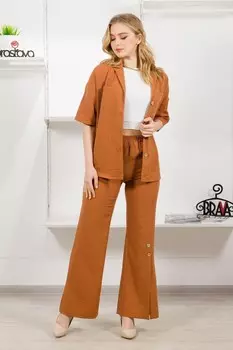 Костюм