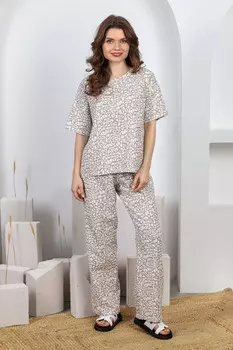 Костюм