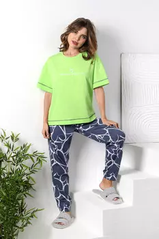 Костюм