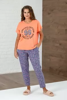Костюм