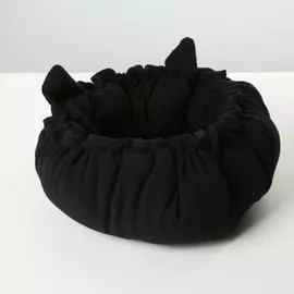 Лежанка для животных на стяжке с ушками, цвет черный 30-30-50 см