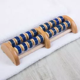 Массажер деревянный, 16 колес с шипами, цвет синий/бежевый