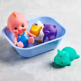 Набор игрушек для игры в ванной