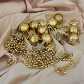 Ёлочные игрушки
