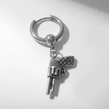 Пирсинг в ухо