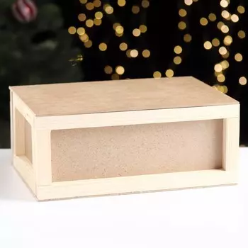 Подарочная коробка