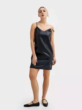 Сарафан женский в черном цвете из экокожи
