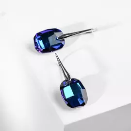Серьги со стразами