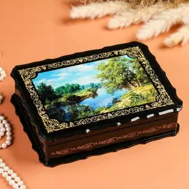 Шкатулка