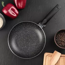 Сковорода доляна eco.black, d=20 см, с антипригарным покрытием, ручка soft-touch, индукционное дно