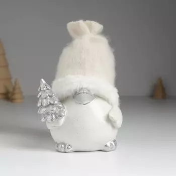 Фигурка полистоун
