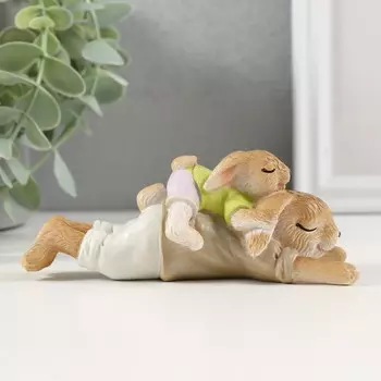 Фигурка полистоун