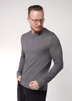 Свитер