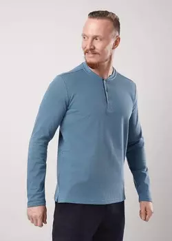 Свитер